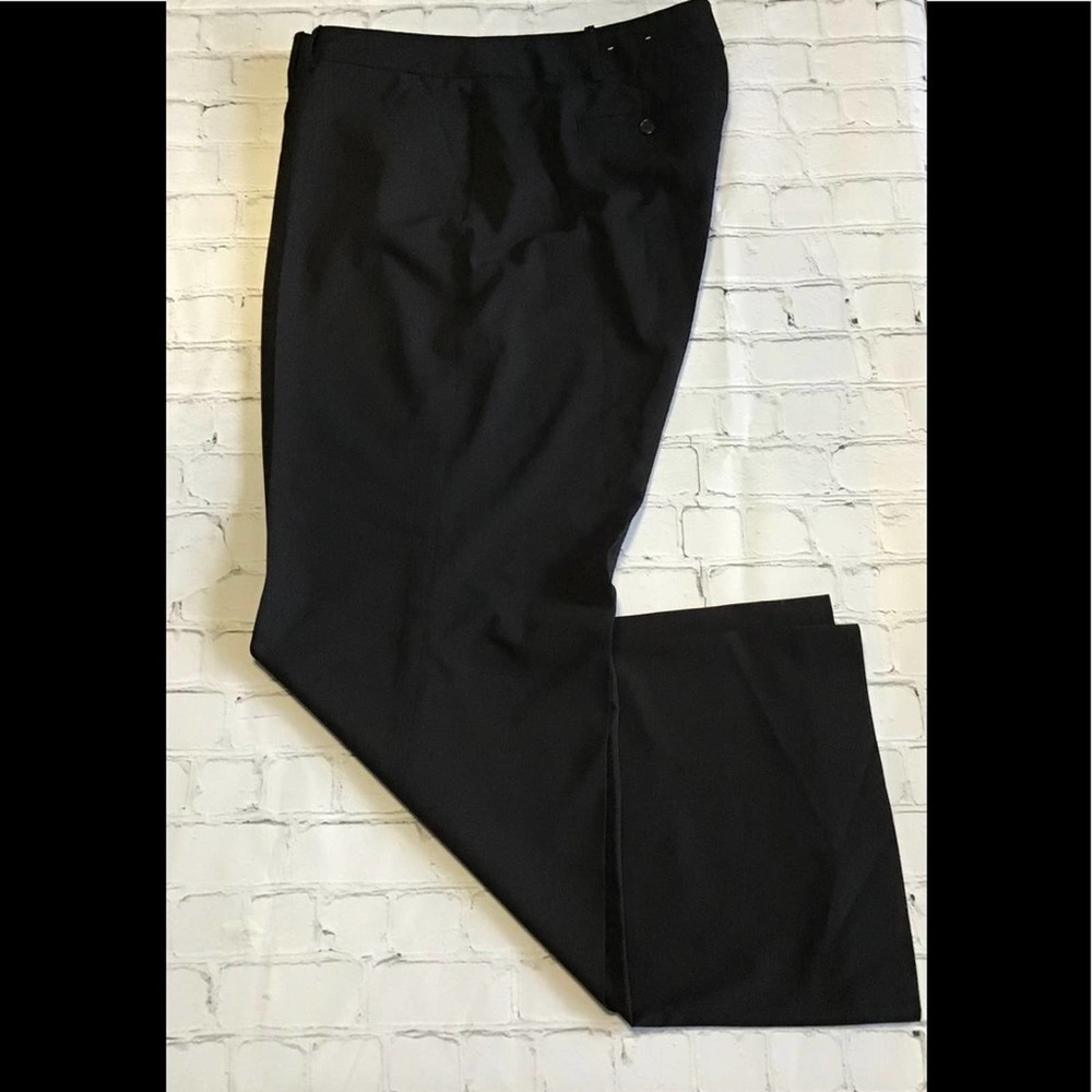 Liz Claiborne Sophie  Trouser Size 16 Black